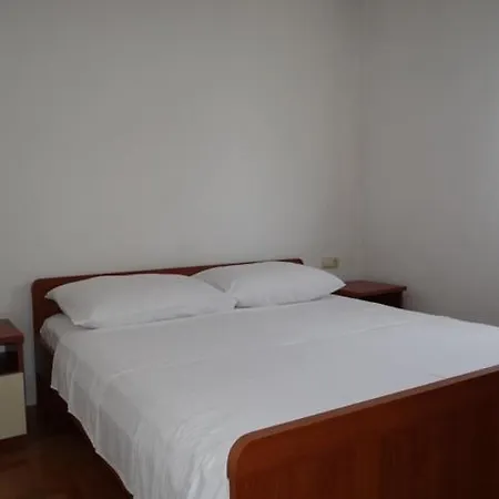 Milka Apartment *